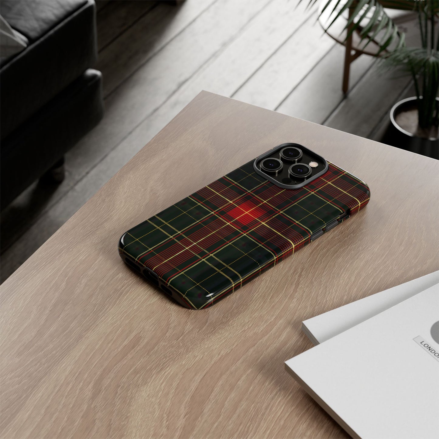 Classic Christmas Tartan – Tough Glossy iPhone Case