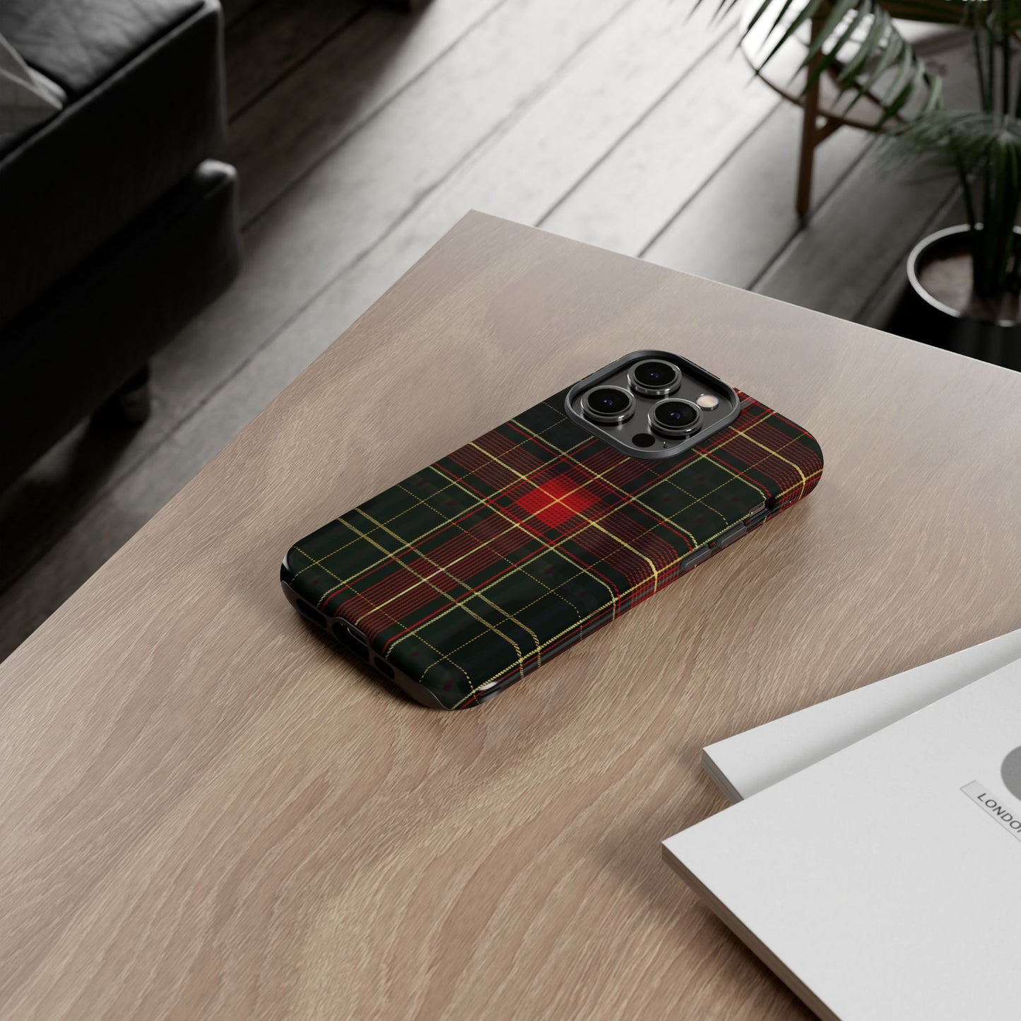Classic Christmas Tartan – Tough Glossy iPhone Case